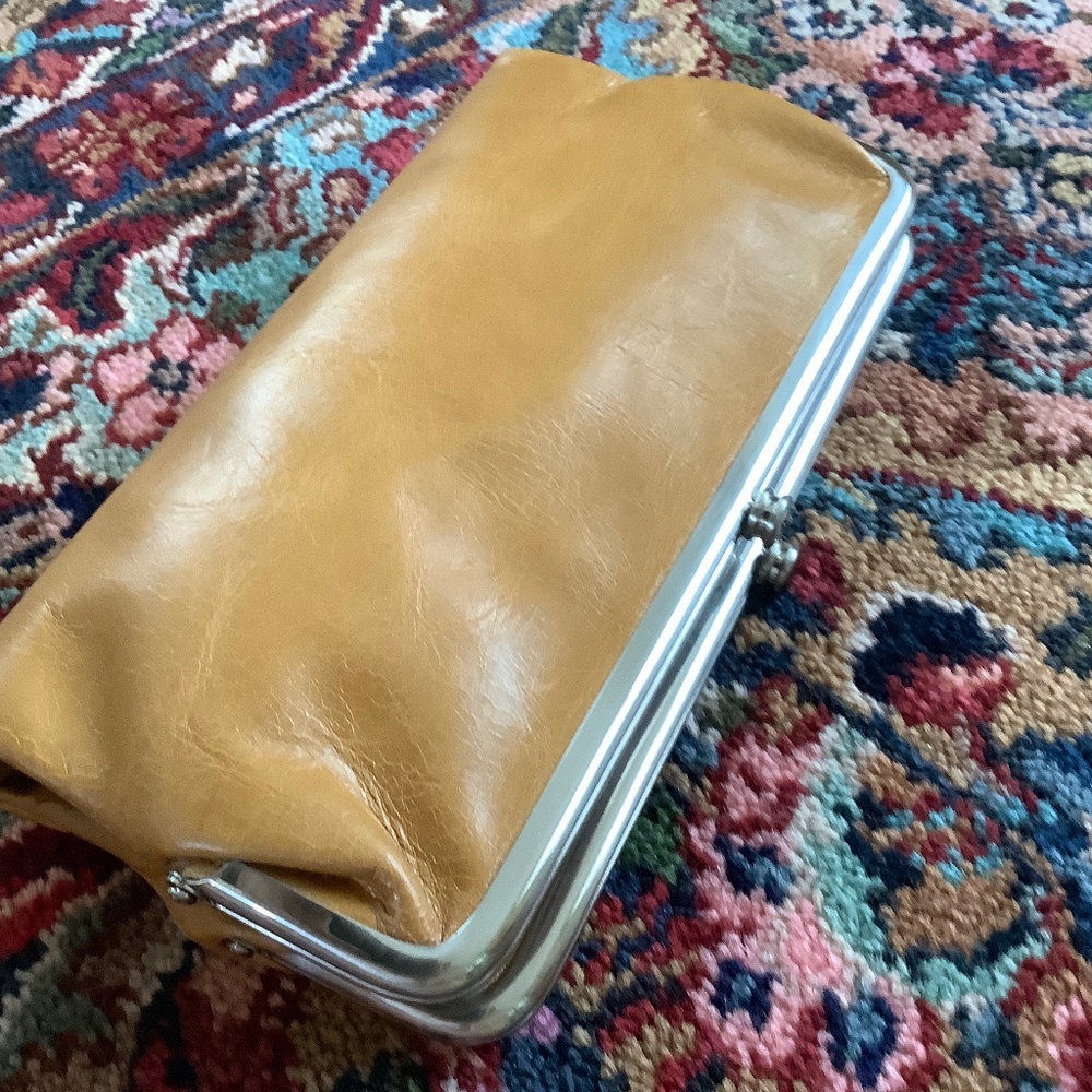 Hobo leather clutch, tan